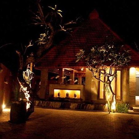 Tunjung Mas Bungalow Ubud Esterno foto