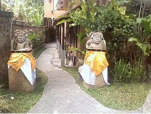 Tunjung Mas Bungalow Ubud Esterno foto